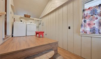 891 Park Ave, Amherst, OH 44001