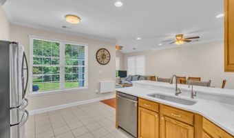 40 BUNKER HILL Dr, Allentown, NJ 08501