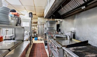 955 E 173 Rte, Antioch, IL 60002