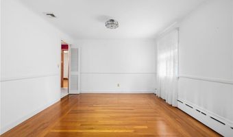 17 Jennie St, Cranston, RI 02920