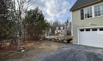 321 Chester Knoll Dr, Bennington, VT 05201