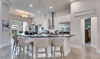 706 MANNS HARBOR Dr, Apollo Beach, FL 33572