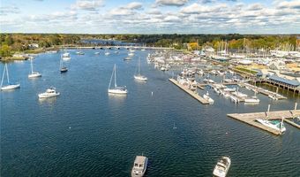 32 Chapin Rd, Barrington, RI 02806