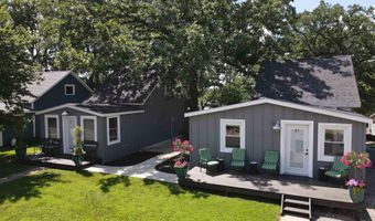 57 61 Dewey St, Arnolds Park, IA 51331