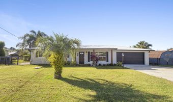 1617 Paradise Ln, Astor, FL 32102