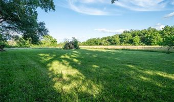 706 E 4th St, Altamont, MO 64620