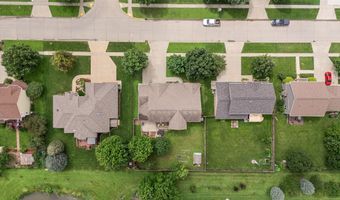 201 11th St NW, Altoona, IA 50009