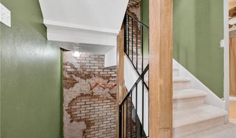 824 S Chillicothe Rd 11, Aurora, OH 44202