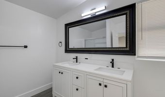 911 York # 82 St 82, Aumsville, OR 97325