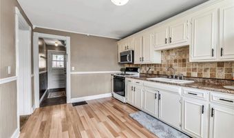 1371 Exchange St, Alden, NY 14004