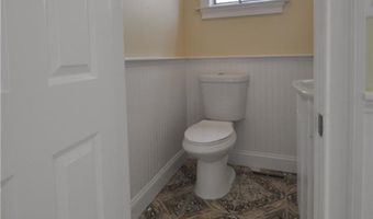 368 Broad St, Bridgeport, CT 06604