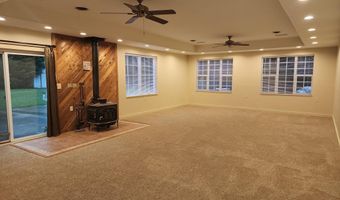 3689 MIDSTATE Rd, Felton, DE 19943