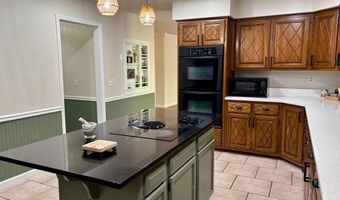 44 Sandwick Dr, Bella Vista, AR 72715