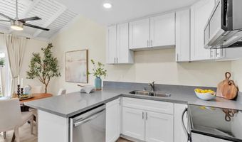 7000 Saranac St #44, La Mesa, CA 91942