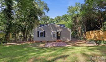 1815 Arnold Dr, Charlotte, NC 28205