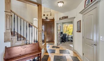 273 E PARK VIEW Cir, Bountiful, UT 84010