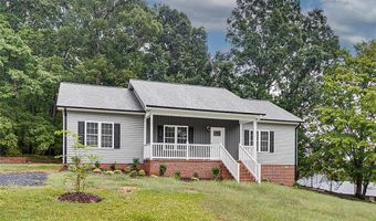 932 Friendly Cir, Asheboro, NC 27205