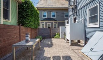 27 Mann Ave, Newport, RI 02840