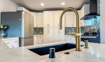 5011 E Mountain View Dr, San Diego, CA 92116