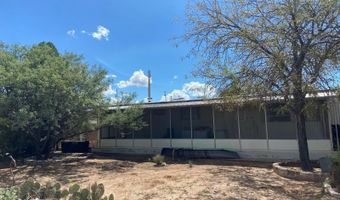 557 E Hillcrest Dr, Benson, AZ 85602