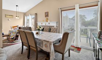 103 Greenwich Dr, Albany, NY 12203
