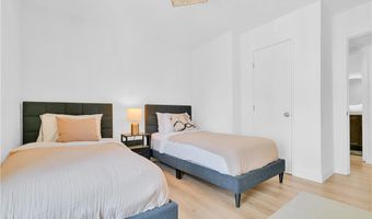 5700 Etiwanda Ave 252, Los Angeles, CA 91356