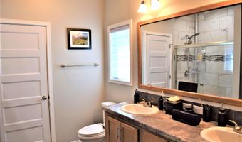 1 BUFFALO Dr, Alpine, WY 83128