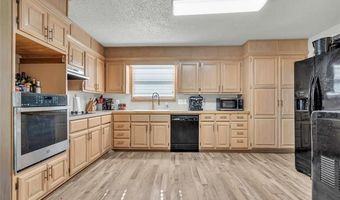2026 11th Ave NW, Ardmore, OK 73401