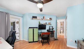 933 Williamsburg Cir, Warwick, RI 02886
