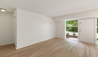 4931 AMERICANA Dr 4931B, Annandale, VA 22003