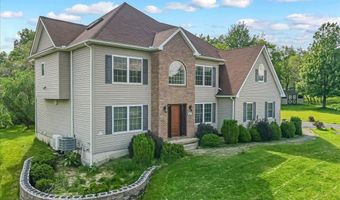 6 Reed Ct, Albrightsville, PA 18210
