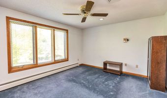 8 Longview Dr, Bow, NH 03304