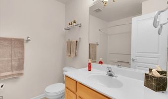 2801 Waterfront Ave, Algonquin, IL 60102