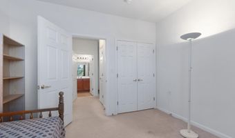 14241 KINGS CROSSING Blvd 211, Boyds, MD 20841