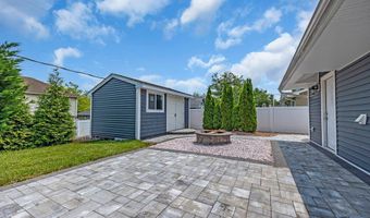 590 Lloyd Rd, Aberdeen, NJ 07747