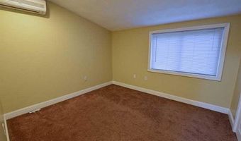 38 New London Ave, West Warwick, RI 02893