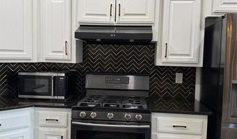 1016 Sheryl Ln, Altus, OK 73521