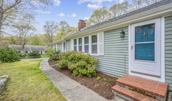 122 Salt Rock Rd, Barnstable, MA 02630