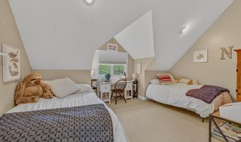 48 Meadow Ln, Campton, NH 03223