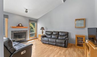 9630 SW ROBBINS Dr, Beaverton, OR 97008