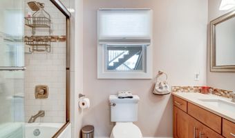 14 E 16th St, Barnegat Light, NJ 08006