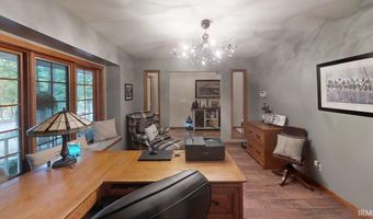 114 Chaudoin Dr, Angola, IN 46703