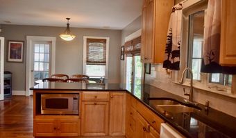 99 S Main St, Acushnet, MA 02743