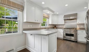 15 Wilson Ridge Rd, Darien, CT 06820