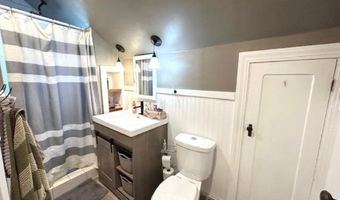 106 E Walnut St, Akron, IN 46910