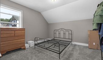 175 W BOND St, Astoria, OR 97103