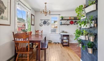 72 Lakeview Ter Unit D, Burlington, VT 05401