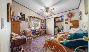 21010 Yeoman Rd, Bend, OR 97701