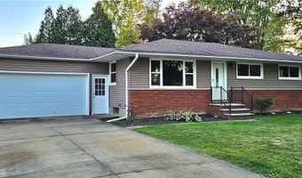 1208 Westshore Dr, Ashtabula, OH 44004