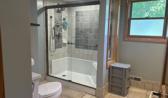 80 Maynesboro St, Berlin, NH 03570